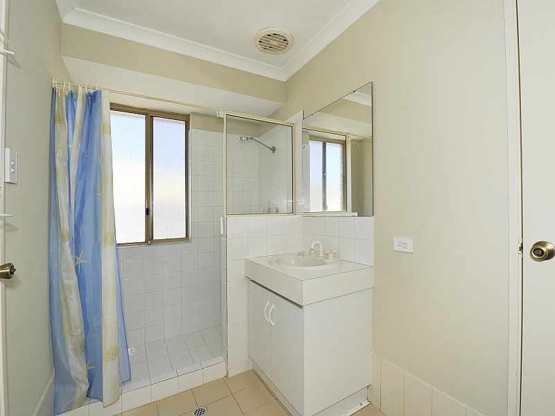 2/20 Abbottswood Parkway, Erskine WA 6210