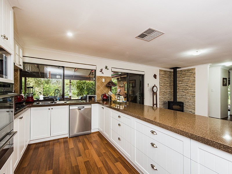 93 Bortolo Drive, Greenfields WA 6210