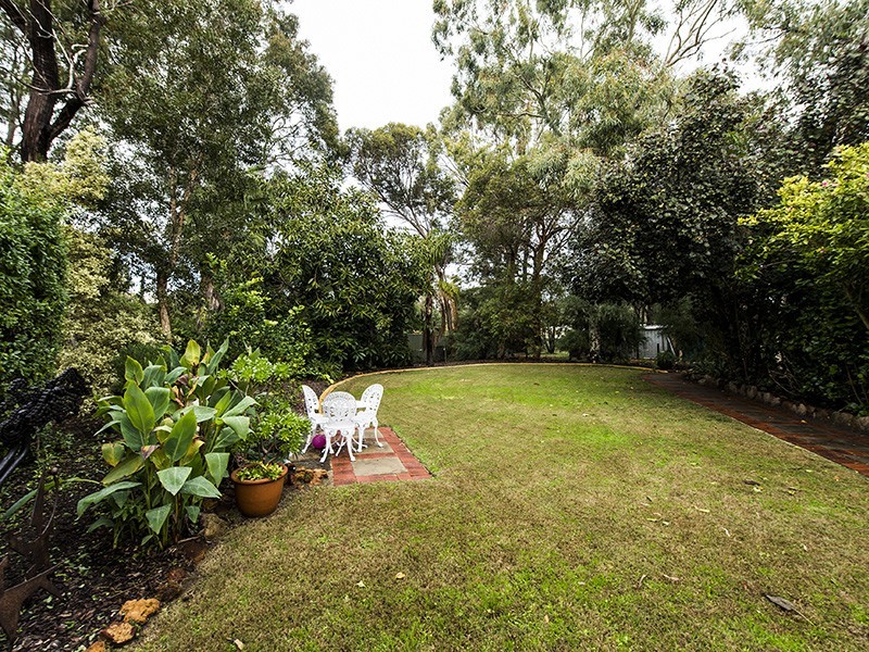 93 Bortolo Drive, Greenfields WA 6210