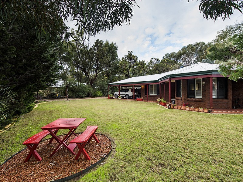 93 Bortolo Drive, Greenfields WA 6210