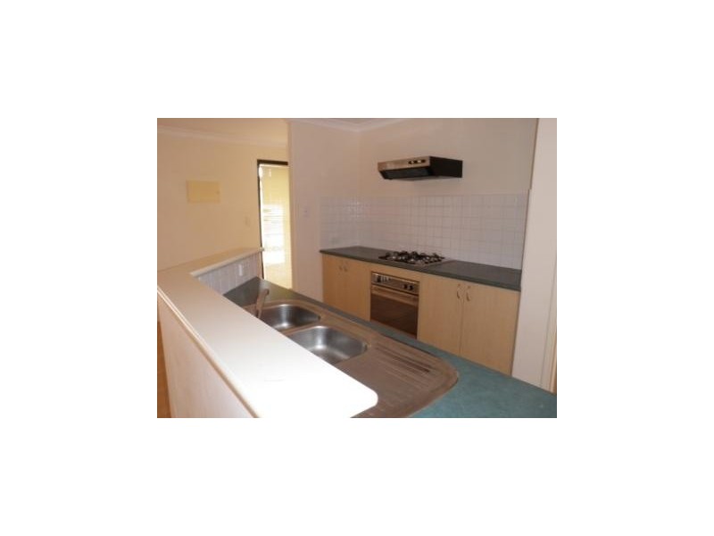 8/42 Shannon Road, Mandurah WA 6210