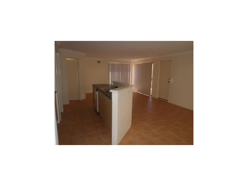 8/42 Shannon Road, Mandurah WA 6210