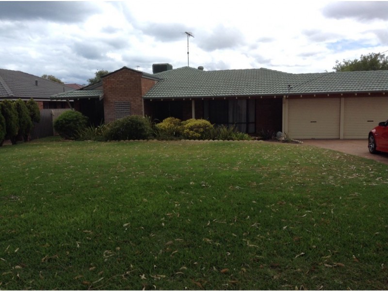 8 Madora Beach Road, Madora Bay WA 6210