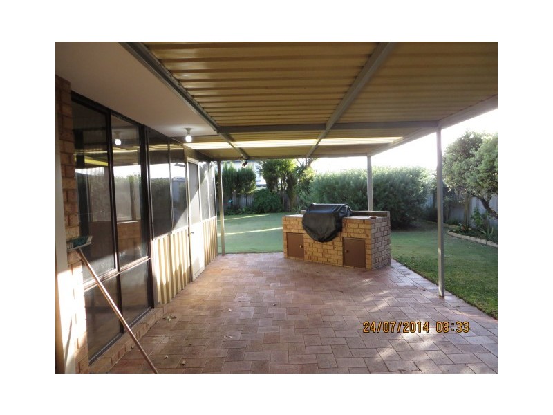 8 Madora Beach Road, Madora Bay WA 6210