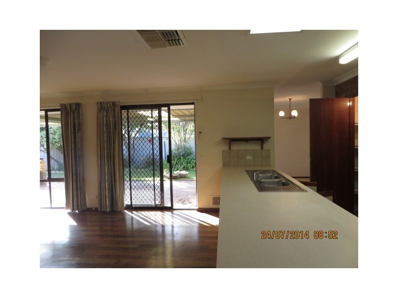 8 Madora Beach Road, Madora Bay WA 6210