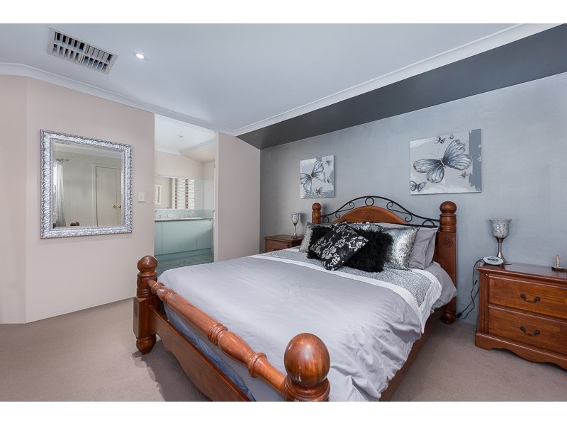7 Skipper Place, Wannanup WA 6210