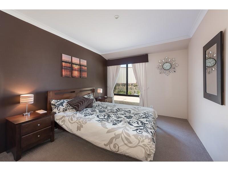 7 Skipper Place, Wannanup WA 6210