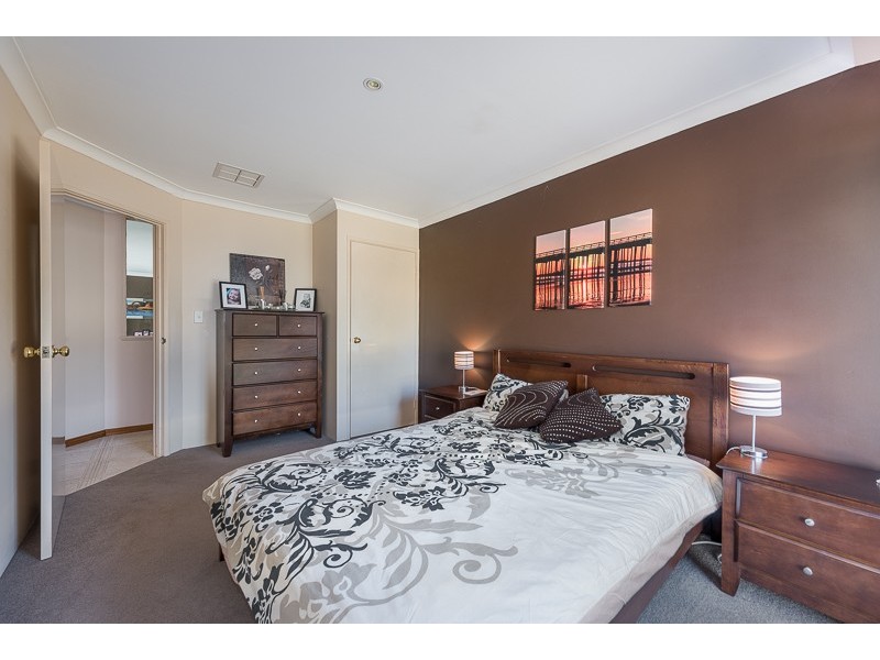 7 Skipper Place, Wannanup WA 6210