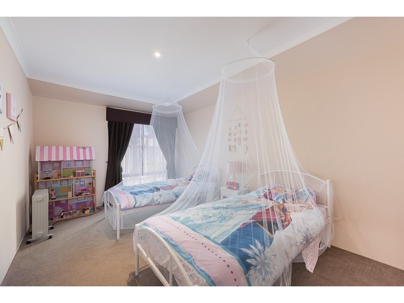 7 Skipper Place, Wannanup WA 6210