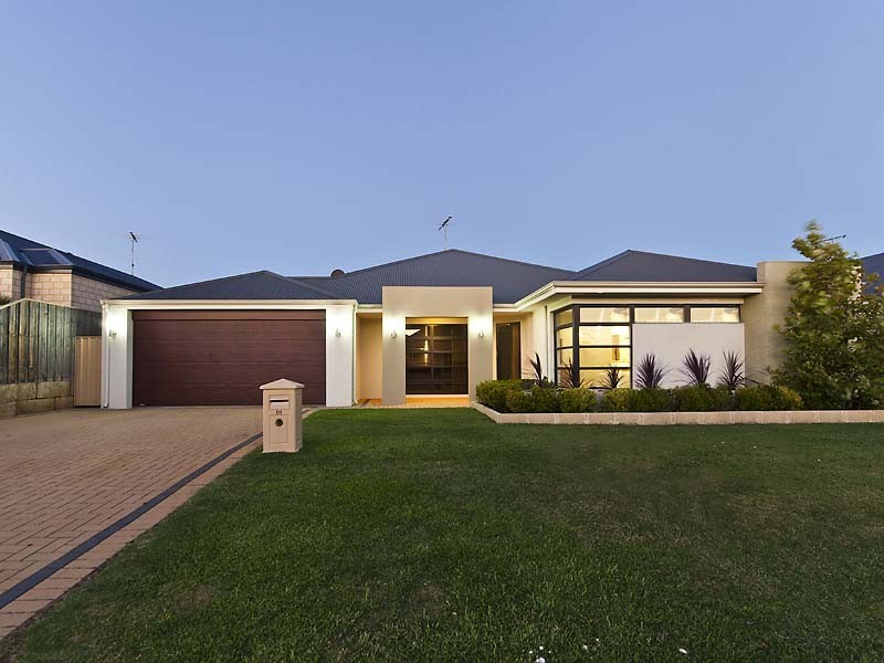 10 ORANIA PASS, Halls Head WA 6210