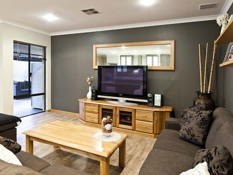 10 ORANIA PASS, Halls Head WA 6210