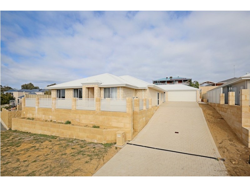 11 Peppertree Close, Wannanup WA 6210