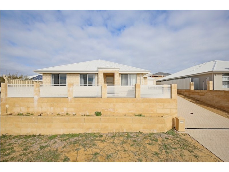 11 Peppertree Close, Wannanup WA 6210