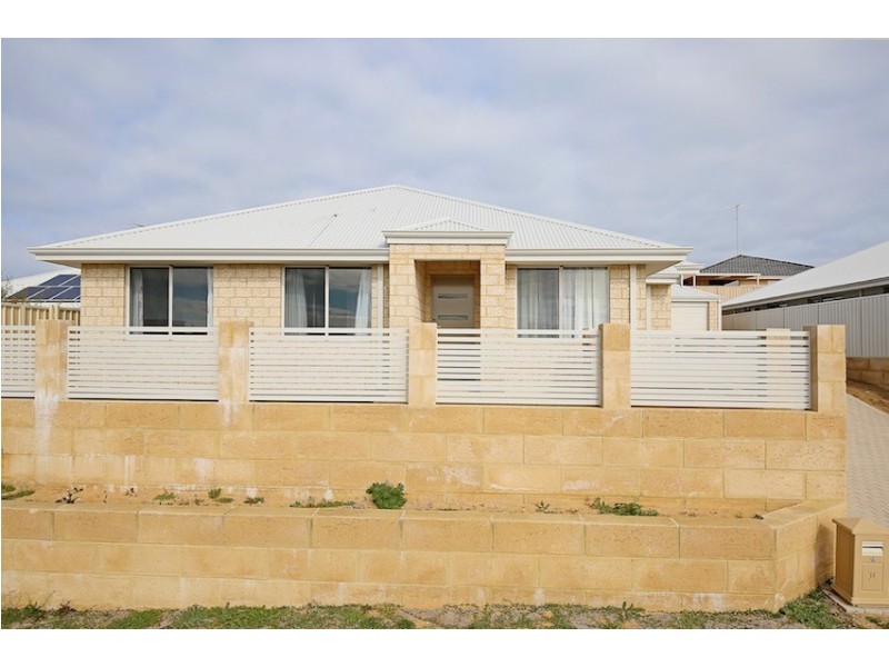 11 Peppertree Close, Wannanup WA 6210