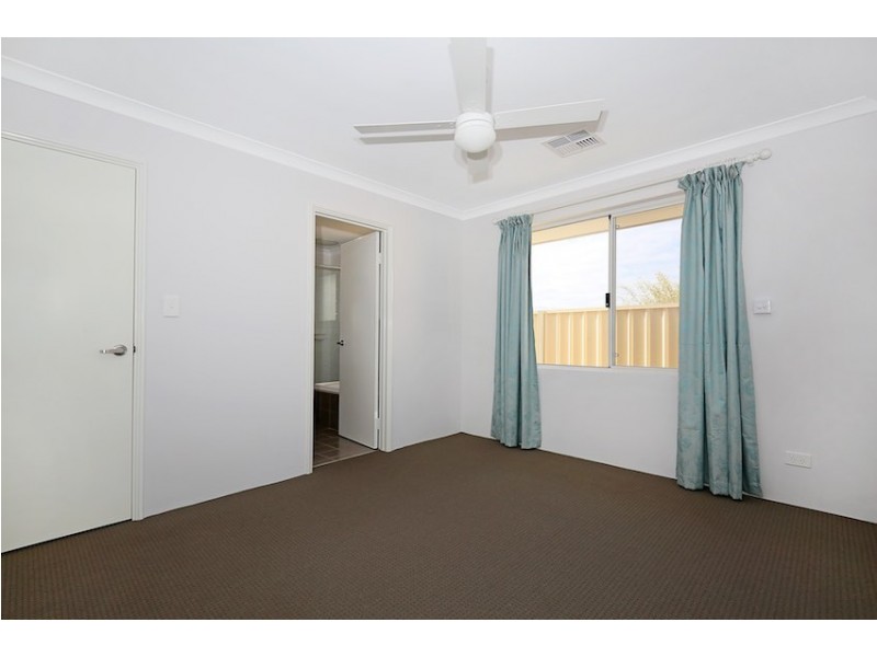 11 Peppertree Close, Wannanup WA 6210