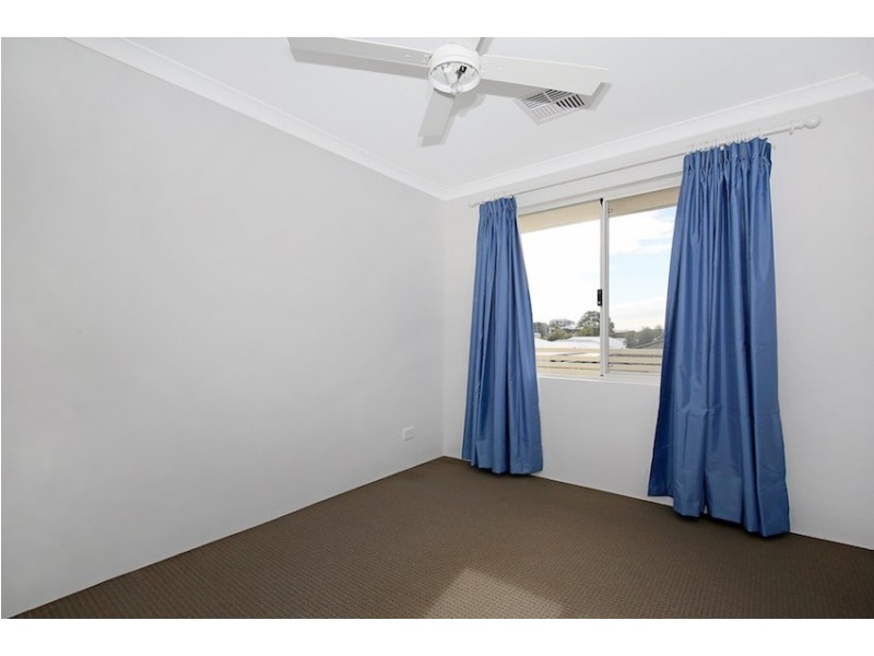 11 Peppertree Close, Wannanup WA 6210