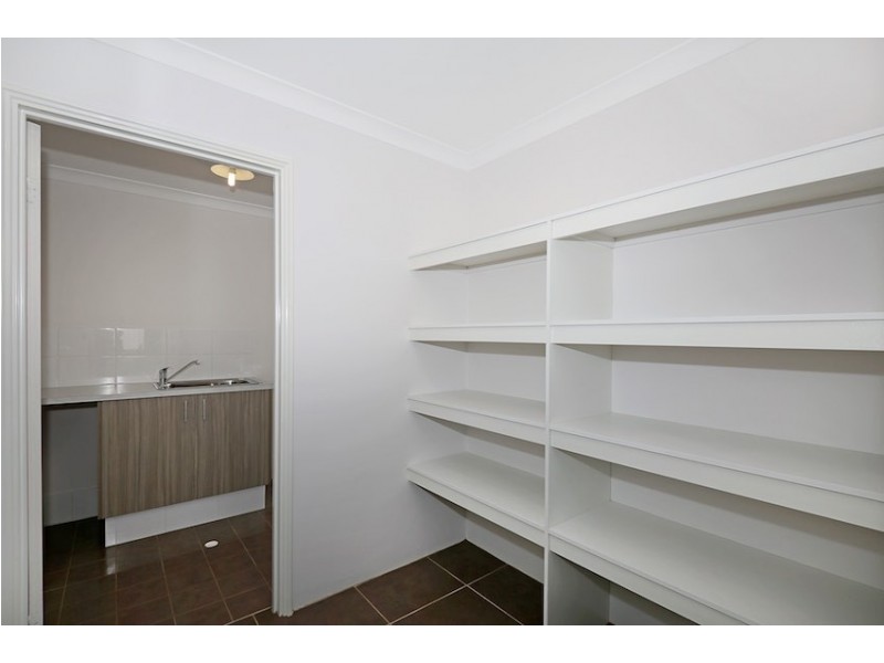 11 Peppertree Close, Wannanup WA 6210