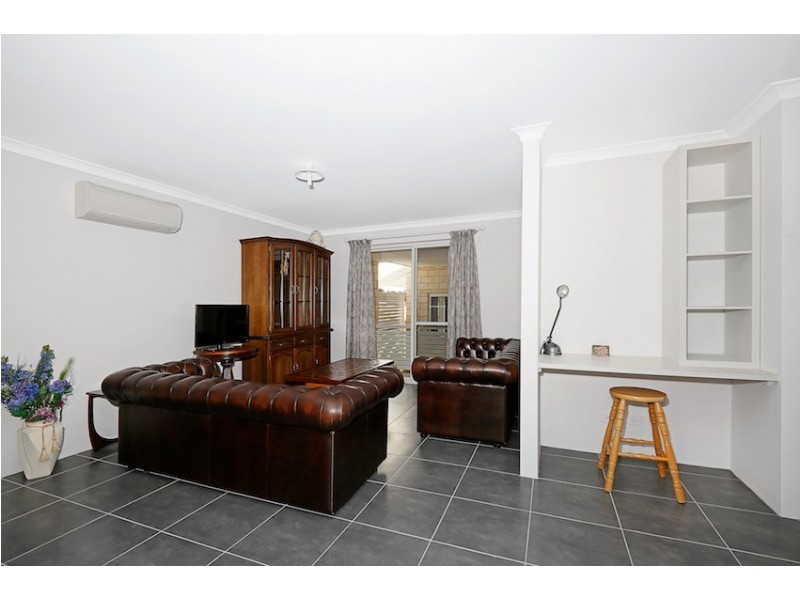 11 Peppertree Close, Wannanup WA 6210
