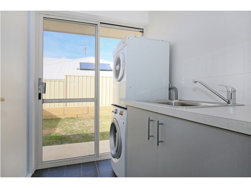 11 Peppertree Close, Wannanup WA 6210
