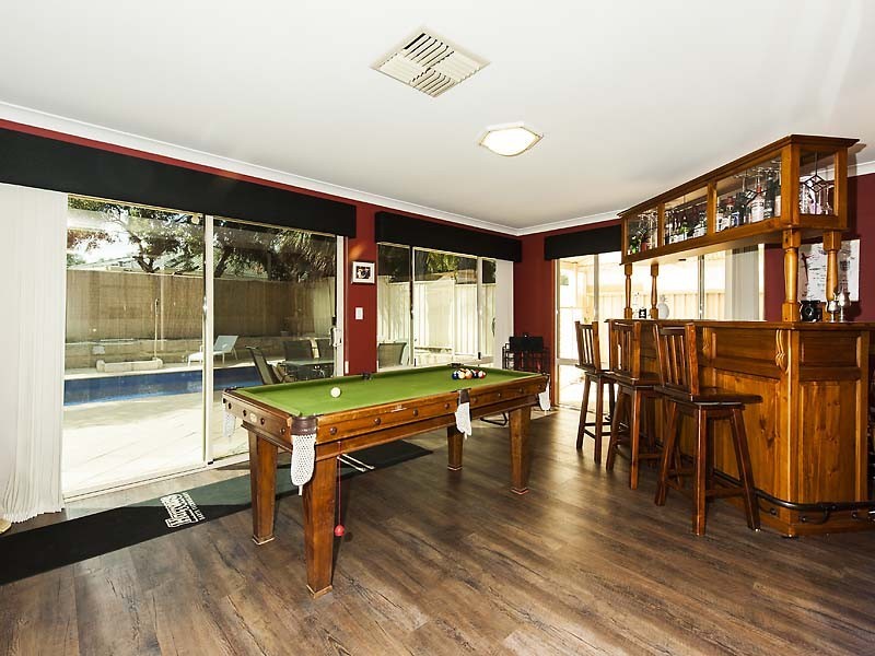 32 Pebblebeach Boulevarde, Meadow Springs WA 6210