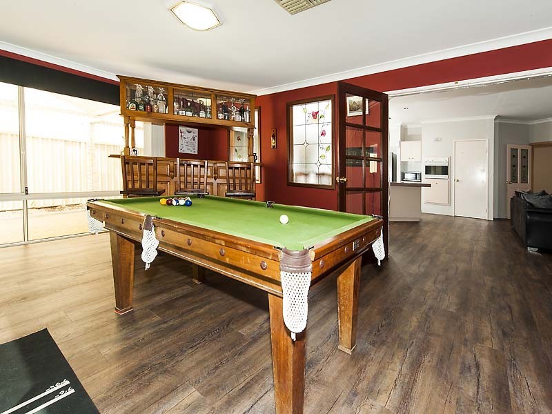32 Pebblebeach Boulevarde, Meadow Springs WA 6210