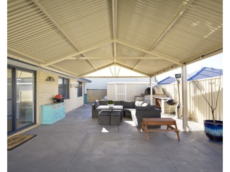 105 Touchstone Drive, Dawesville WA 6211