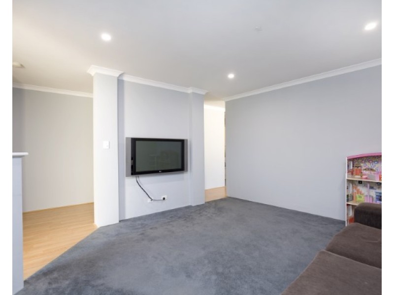 105 Touchstone Drive, Dawesville WA 6211