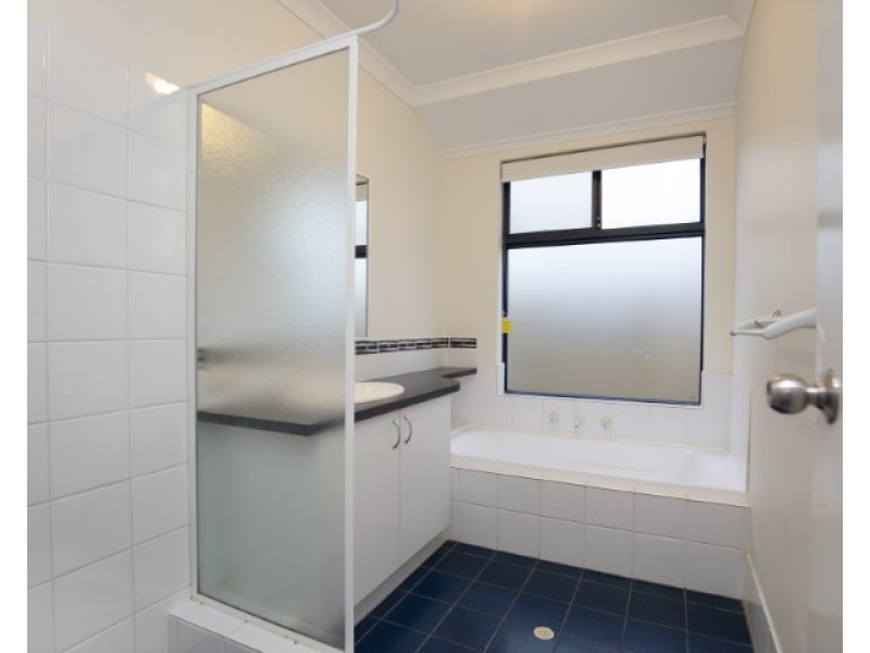 105 Touchstone Drive, Dawesville WA 6211
