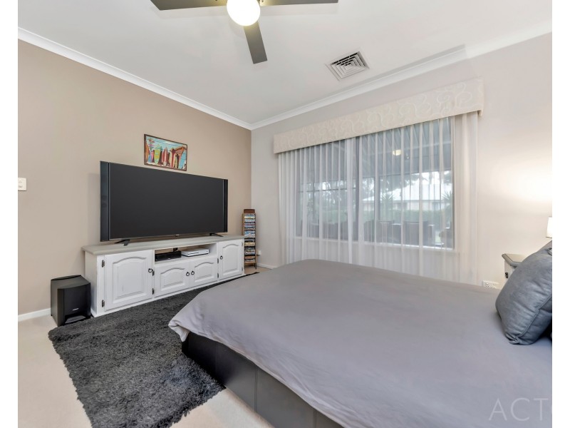 24 Branchfield Way, Falcon WA 6210