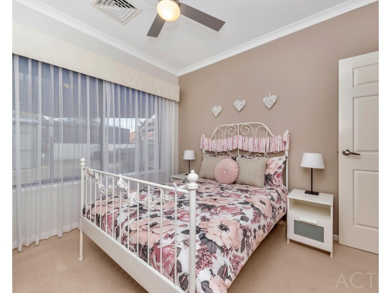 24 Branchfield Way, Falcon WA 6210