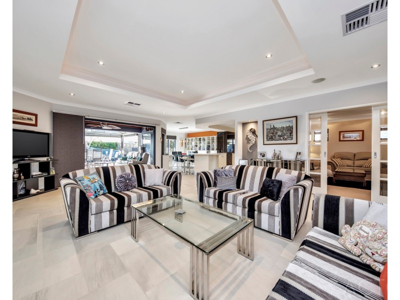 11 Cervantes Drive, Erskine WA 6210