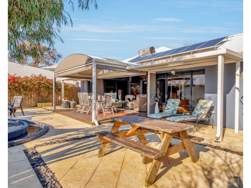 11 Cervantes Drive, Erskine WA 6210