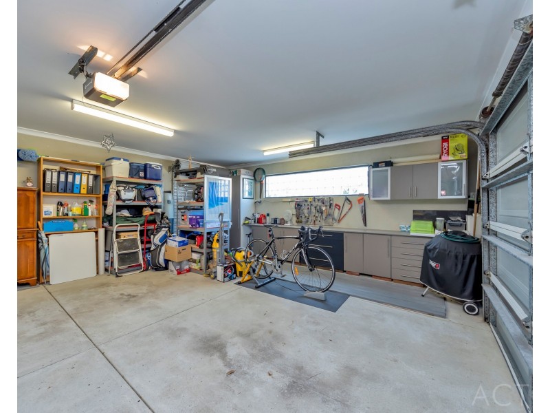 11 Cervantes Drive, Erskine WA 6210