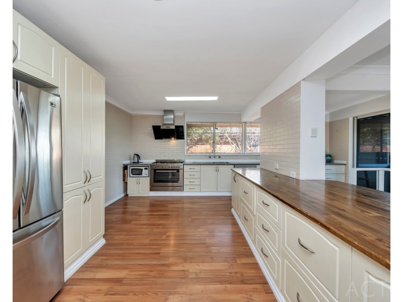 40 Selene Way, San Remo WA 6210