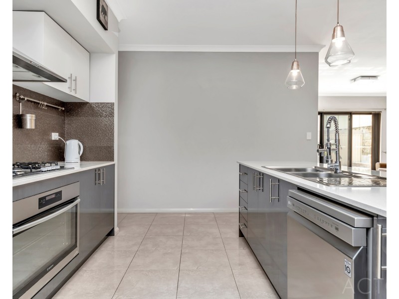 6 Bramley Copse, Dawesville WA 6211
