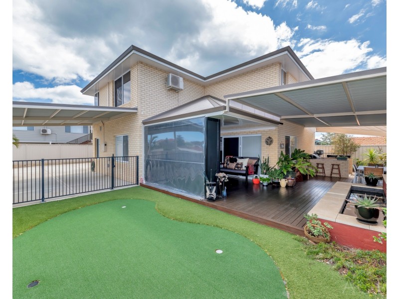 14A Valley Road, Halls Head WA 6210