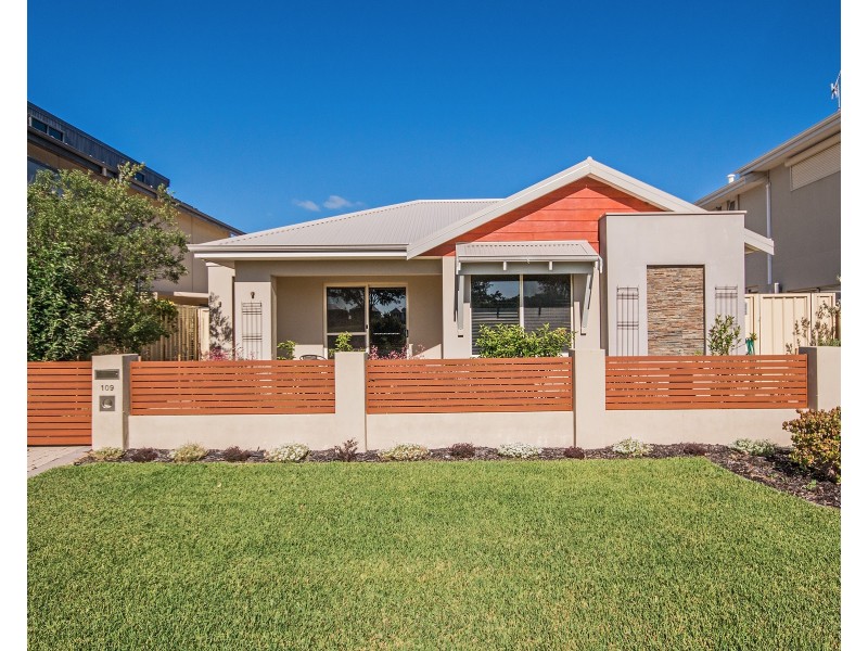 109 Challenger Road, Madora Bay WA 6210