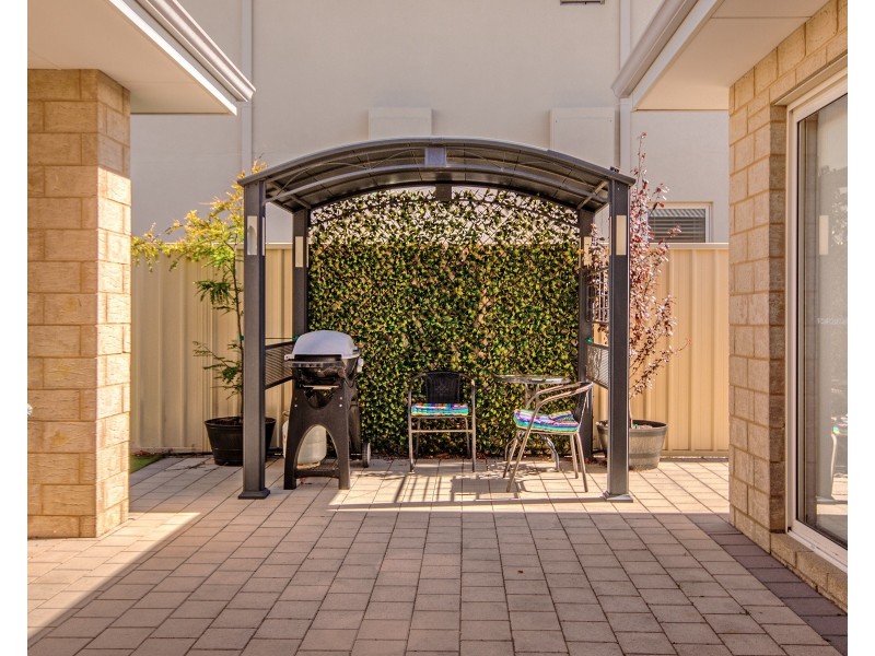 109 Challenger Road, Madora Bay WA 6210