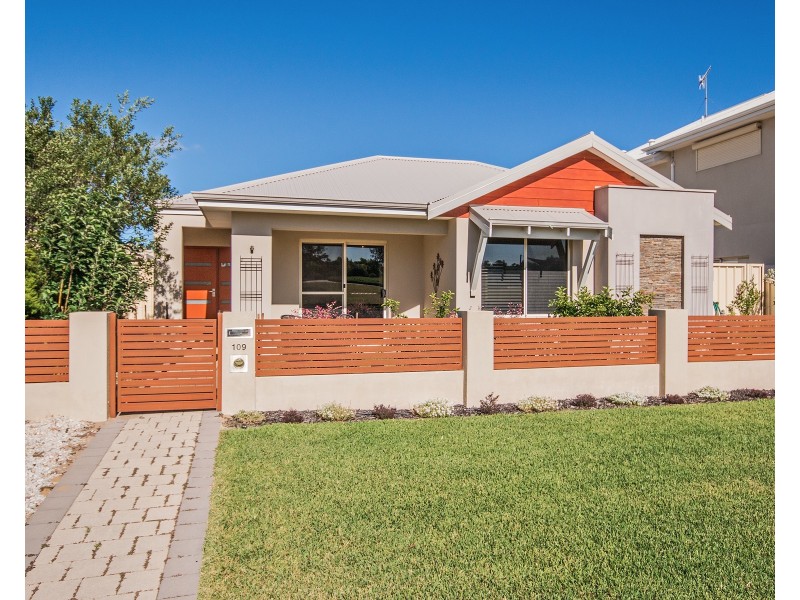 109 Challenger Road, Madora Bay WA 6210
