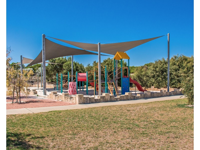 109 Challenger Road, Madora Bay WA 6210