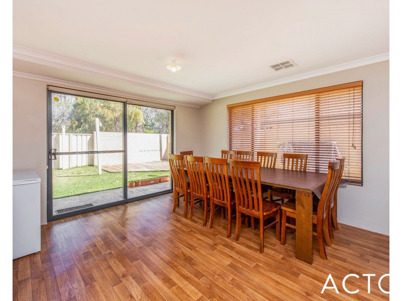 24 Honeydew Trail, Wannanup WA 6210