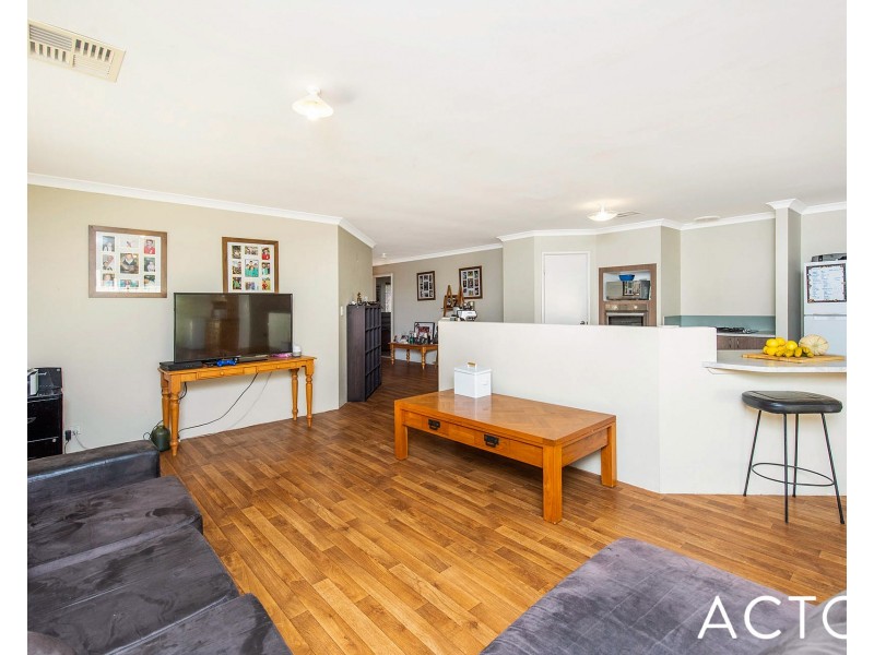 24 Honeydew Trail, Wannanup WA 6210