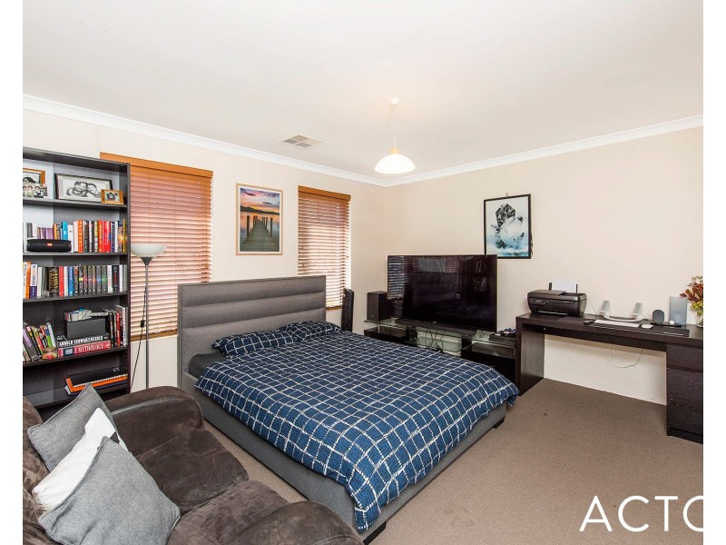 24 Honeydew Trail, Wannanup WA 6210