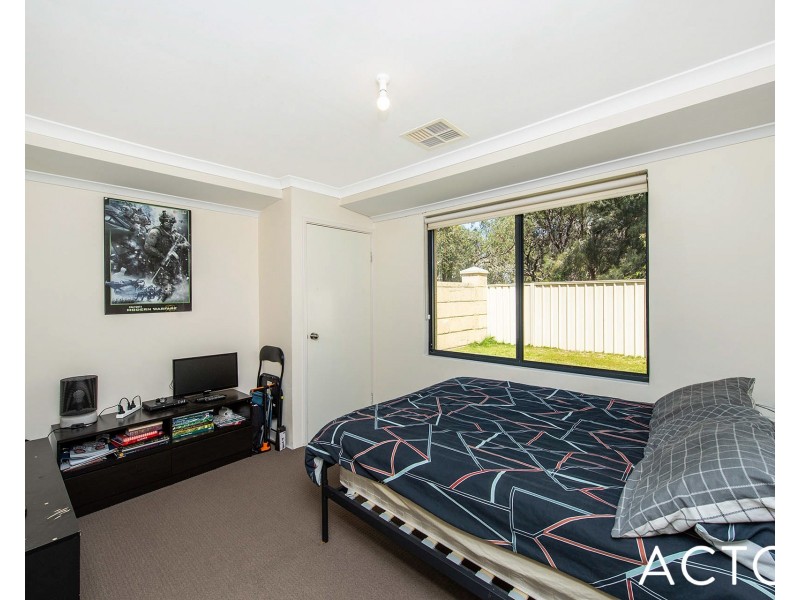 24 Honeydew Trail, Wannanup WA 6210