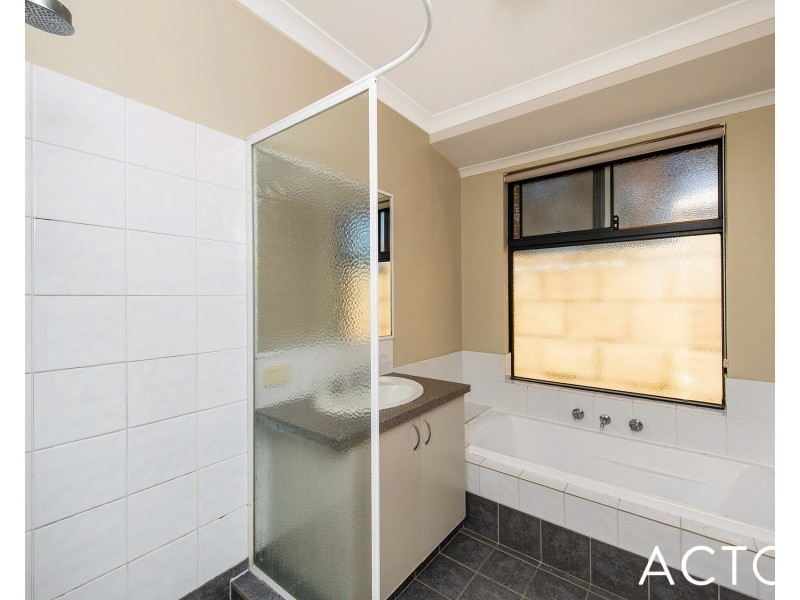 24 Honeydew Trail, Wannanup WA 6210