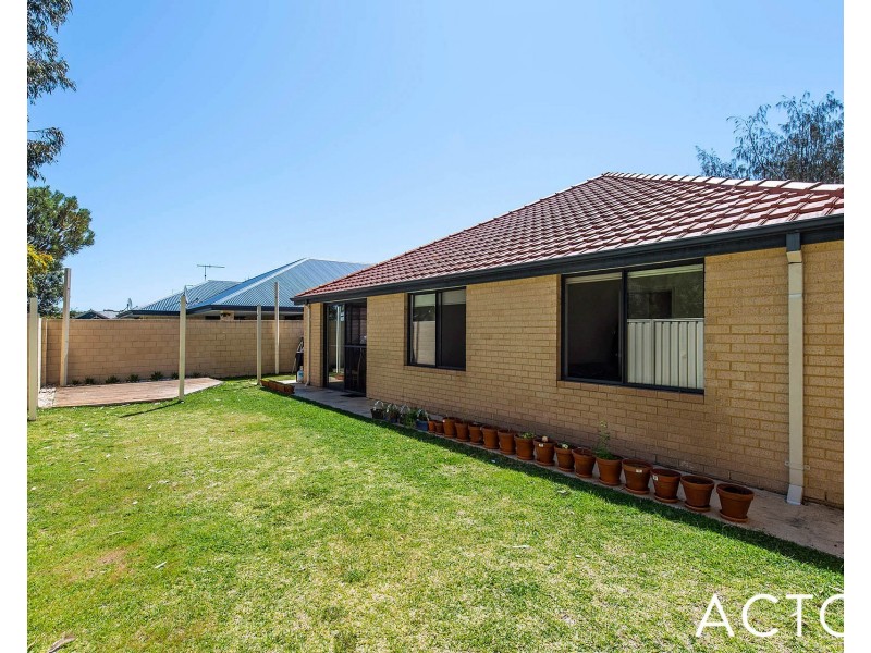24 Honeydew Trail, Wannanup WA 6210