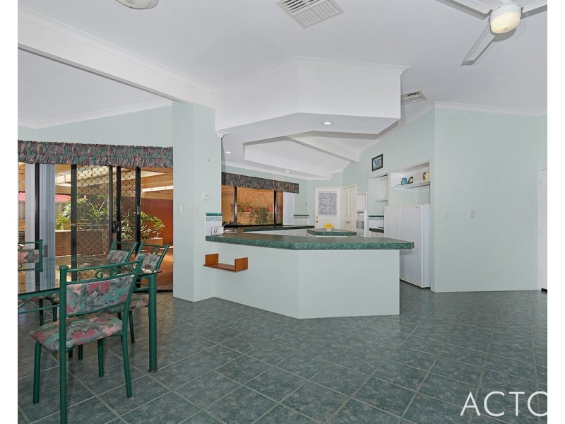 73 Willoughbridge Crescent, Erskine WA 6210