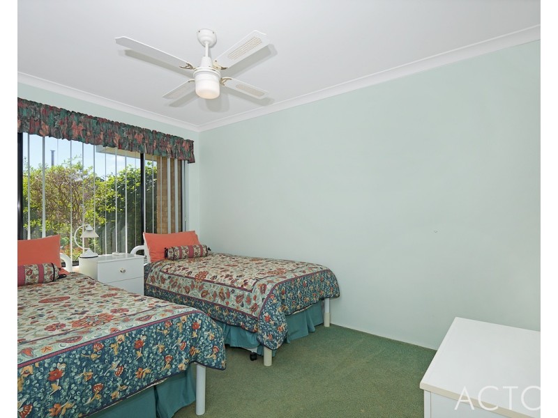 73 Willoughbridge Crescent, Erskine WA 6210