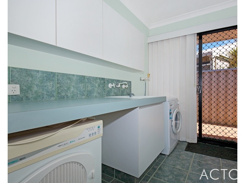 73 Willoughbridge Crescent, Erskine WA 6210