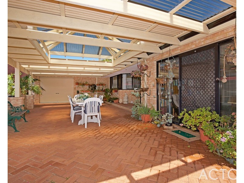 73 Willoughbridge Crescent, Erskine WA 6210